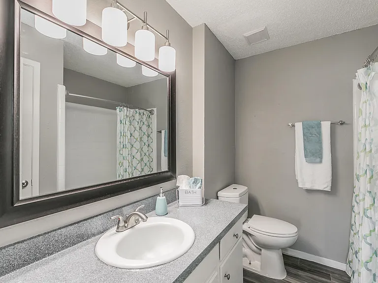 Davis Park Apartments — Photo 46