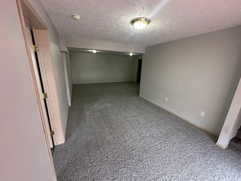 11715 E Nora Ave — Photo 6