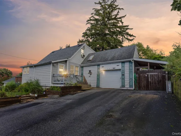 207 Sound Beach Boulevard, Sound Beach, NY 11789