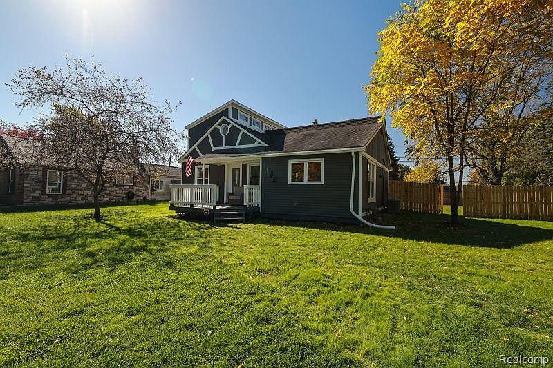1100 Nokomis Way, photo 2