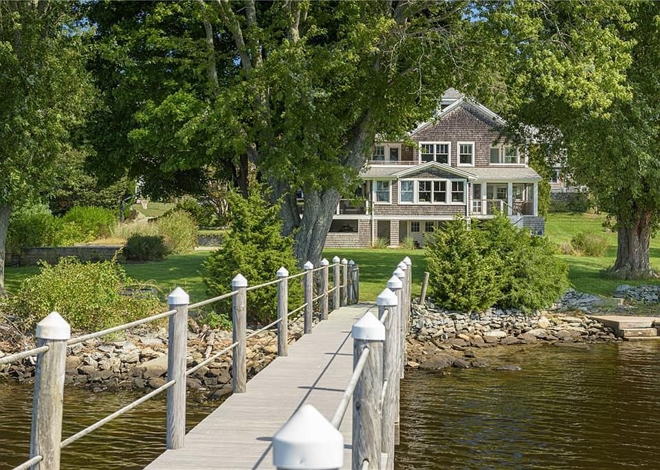 1st image of 39 Shore Dr