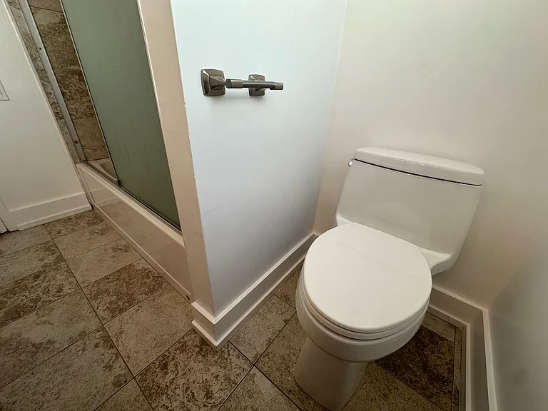 1015 E Wilson Ave #4 — Photo 19