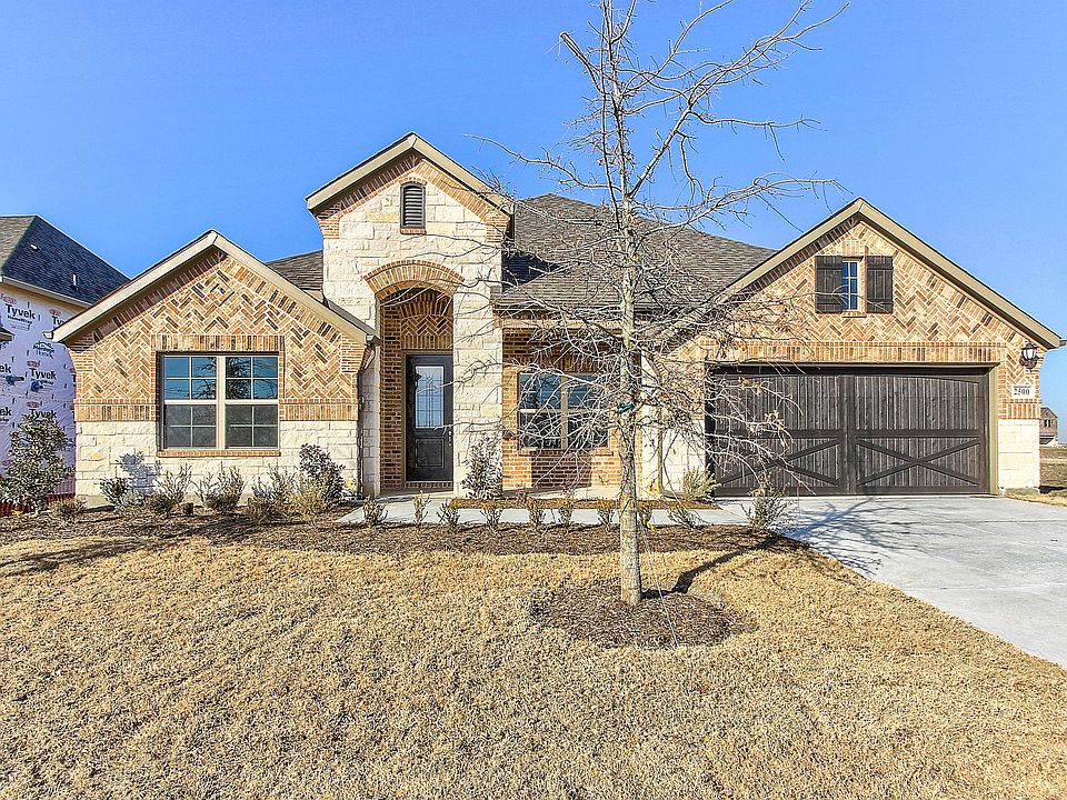 1st image of 2500 Bottlebrush Dr