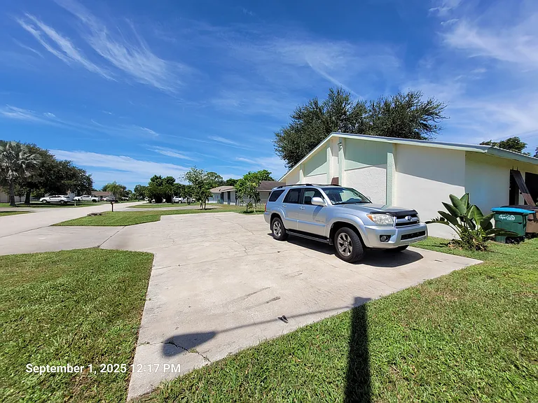 2329 SE 6th Ln #A — Photo 22