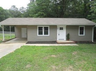 1127 Cox Lake Rd, Belton, SC 29627