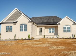 113 Cleveland Ct, Shepherdsville, KY 40165