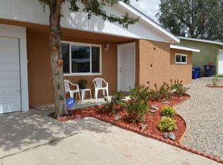 11713 Mountain Rd NE, Albuquerque, NM 87112