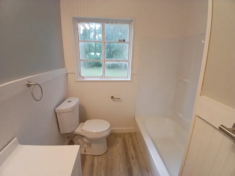 5440 Grafton St — Photo 6