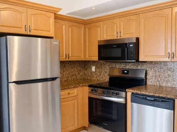 301 SW 158th Terrace #104, Pembroke Pines, FL 33027