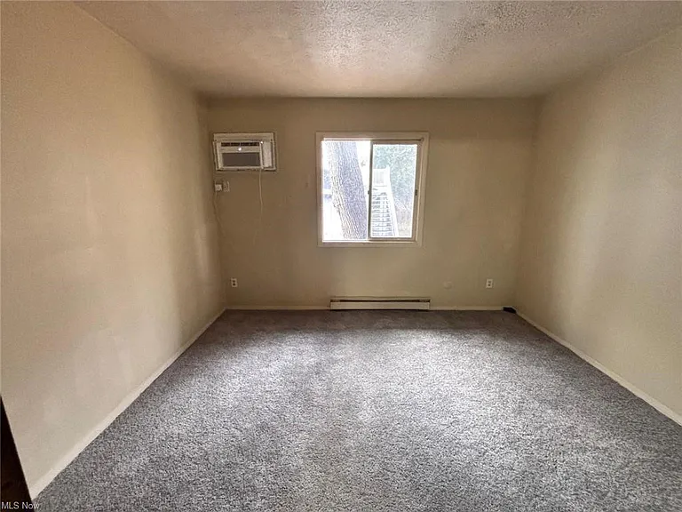 519 Crosby St #10 — Photo 8