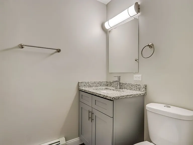 Bartlett Court Apartments — Photo 56
