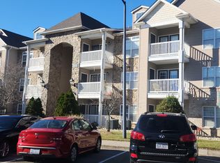 7108 W Friendly Ave UNIT 207, Greensboro, NC 27410