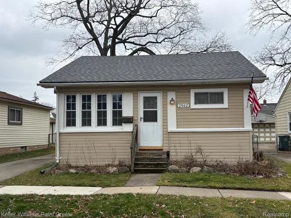 2942 Robina Ave, Berkley, MI 48072