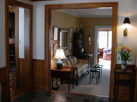 Entry into the living room