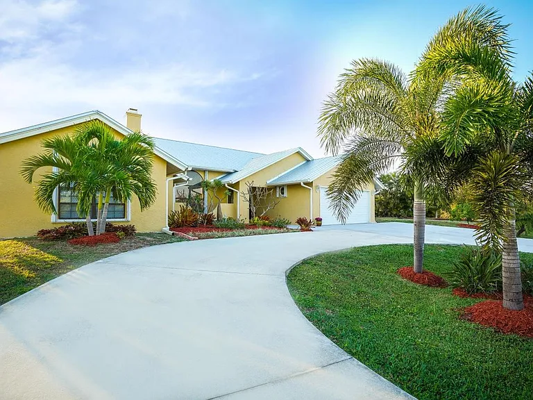 front circular driveway