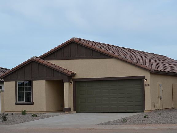 2nd image of 832 S Parker Pl