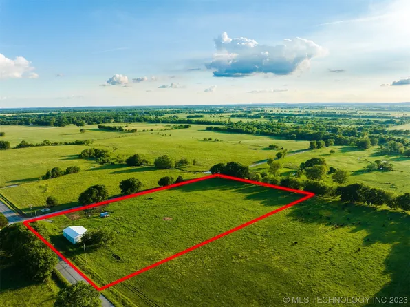 8 E 430 Rd, Adair, OK 74330