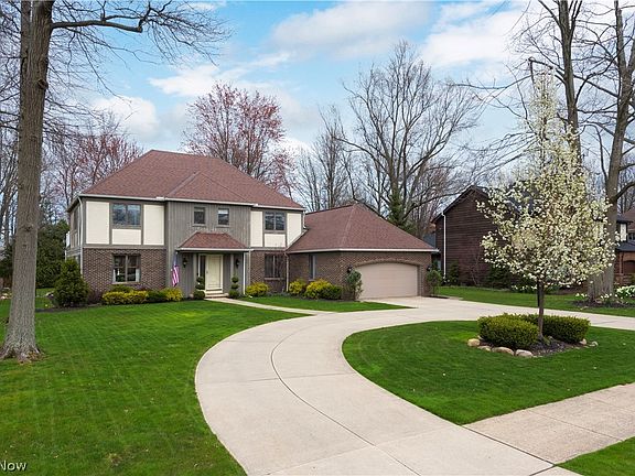 2nd image of 30650 Atlanta Ln