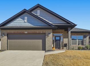 30 Woodcross Dr, Simpsonville, SC 29681