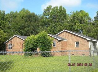 321 Academy St, Williston, SC 29853