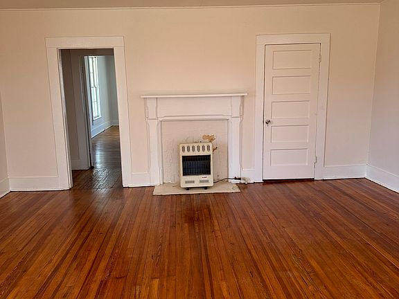 Different angle of large front bedroom
