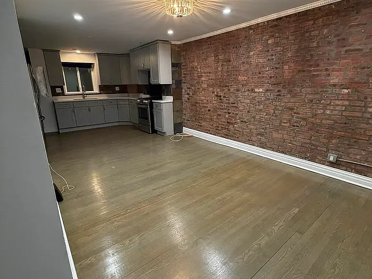 342 Union St #2 — Photo 7
