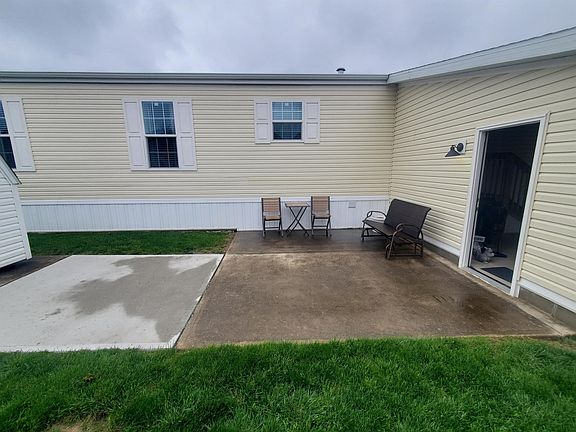 Exterior Image-2-Champion C50 Camelot Village
