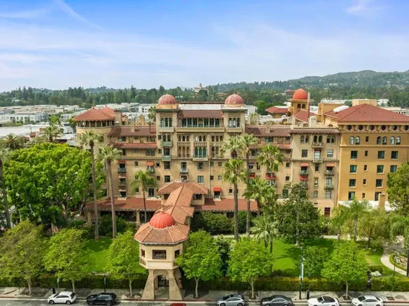 99 S Raymond Ave #206, Pasadena, CA 91105