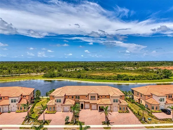 10213 Staggerbush Dr Unit 202, Venice, FL 34293