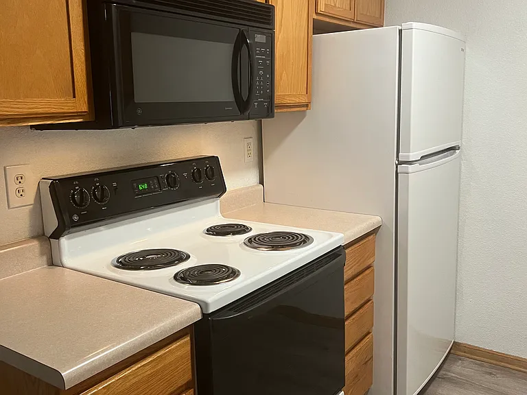 1120 City Park Ave #B102 — Photo 2
