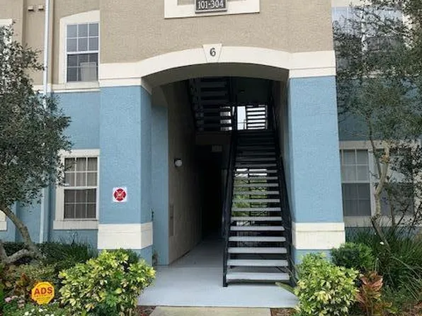 1777 Sophias Dr APT 301, Melbourne, FL 32940