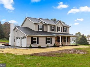 31 Clay Valley Rd, Fleetwood, PA 19522