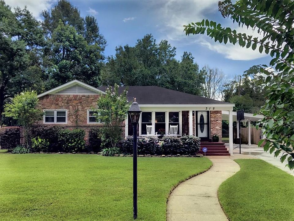 1st image of 315 Thornhill Cir