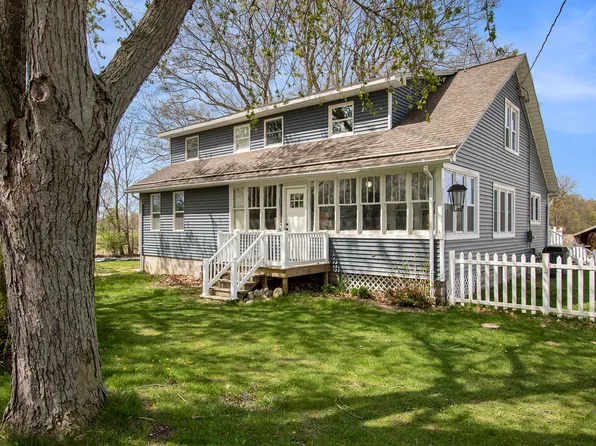 11692 Date Rd, Bridgman, MI 49106