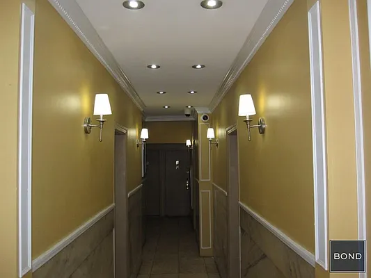 Rented by Bond New York | media 12