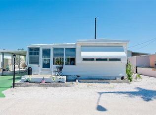 8 Bayview Dr, Bradenton, FL 34210