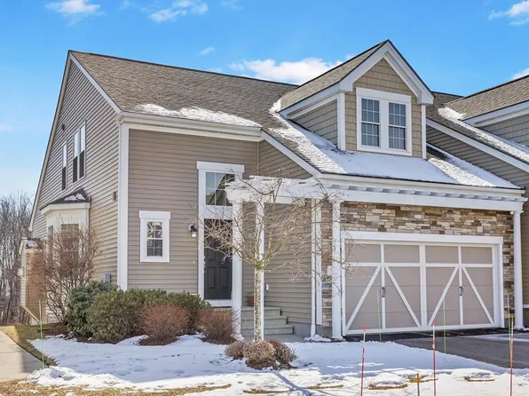9 Autumn Ridge Dr Unit 9, Hopkinton, MA 01748