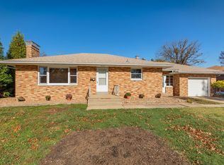 609 Montclaire Ave, Edwardsville, IL