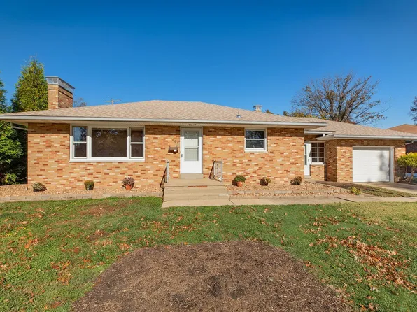 609 Montclaire Ave, Edwardsville, IL 62025