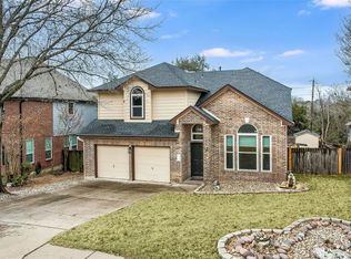 2420 Falcon Dr, Round Rock, TX 78681