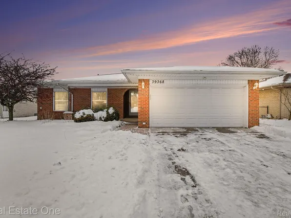 39368 Timberlane Dr, Sterling Heights, MI 48310