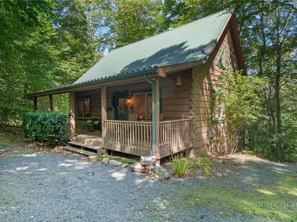 564 Timber Lakes Drive, Todd, NC 28684