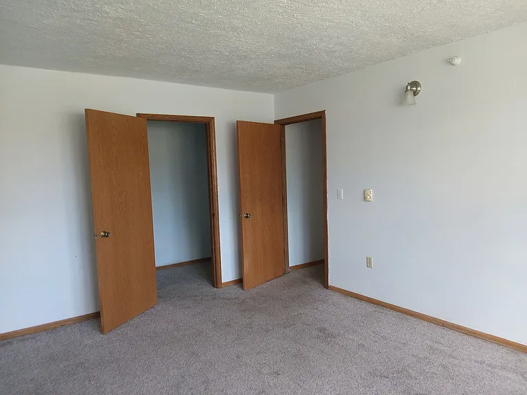 403 Lafollette St — Photo 6