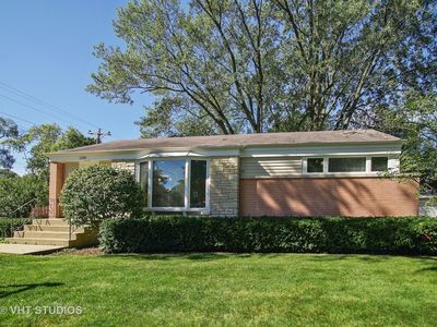 1104 N Douglas Ave, Arlington Heights, IL, 60004