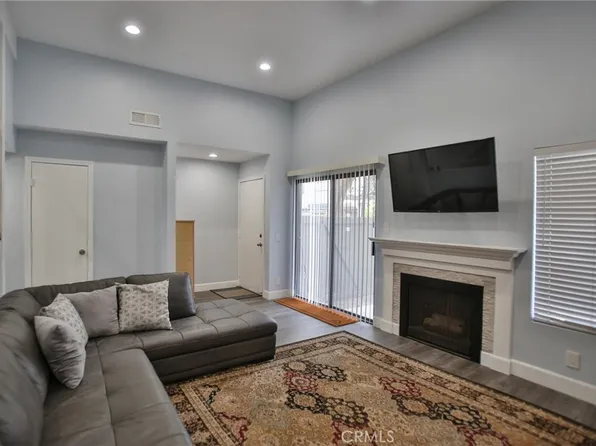 2005 W Culver Ave APT 30, Orange, CA 92868