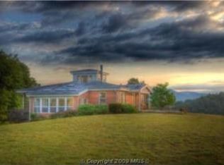 678 Frenchman Pond Rd, Fort Valley, VA 22652