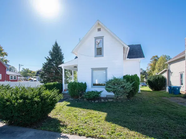 719 E 7th St, Auburn, IN 46706