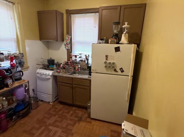 philadelphia-pennsylvania-165331045 picture