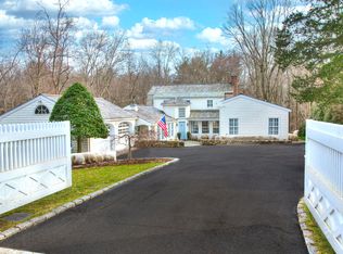 232 Greenley Rd, New Canaan, CT 06840