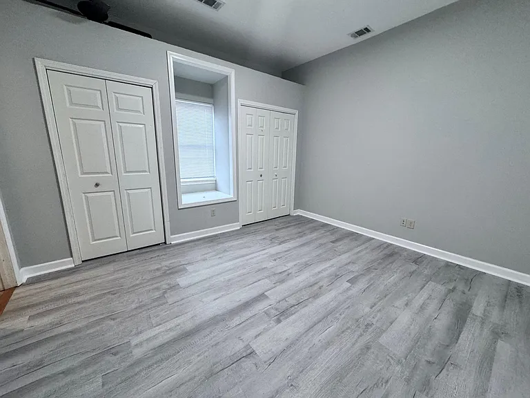607 Warner Ave — Photo 8